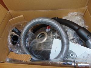 lot 54 image: Canister Vacuum Cleaner