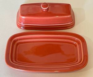 lot 9 image: FIestaware Extra Large Covered Butter Dish Tray Persimmon - Vintage Fiesta Brand China Dinnerware