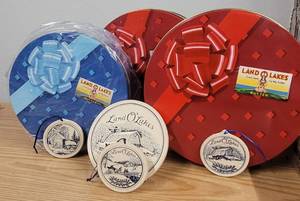 Land OLakes Christmas Tins and Ornaments Lot
