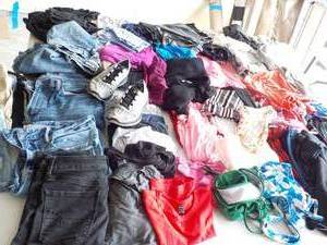 lot 3 image: Jr Size Clothing - like New...