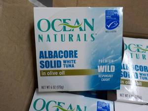 lot 278 image: 12 x 6 oz Cans Ocean Naturals Albacore Solid White Tune best date 042025