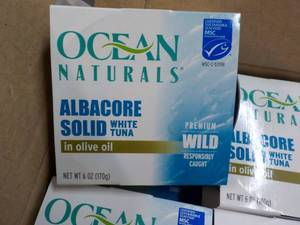 lot 281 image: 12 x 6 oz Cans Ocean Naturals Albacore Solid White Tune best date 042025