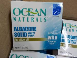lot 282 image: 12 x 6 oz Cans Ocean Naturals Albacore Solid White Tune best date 042025