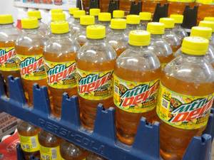 lot 288 image: 24 Pack Mountain Dew Baja Laguna Lemonade