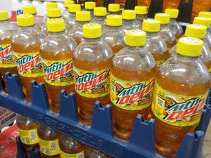 lot 289 image: 24 Pack Mountain Dew Baja Laguna Lemonade