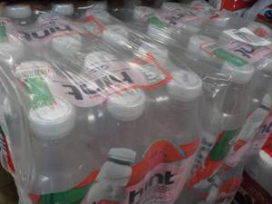 lot 297 image: 24 pack Hint Water Infused with Watermelon Essence