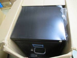 lot 182 image: 2 Drawer File Cabinet  damaged as shown