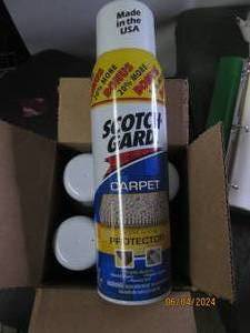 lot 1 image: A case of four 17oz Scotch gard carpet and rug protecter