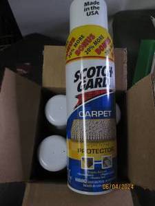 lot 2 image: A case of four 17oz Scotch gard carpet and rug protecter