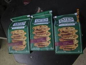 lot 78 image: 3 bags of tates bake shop oatmeal raisian cookies 7 oz bags best buy date of december 2023