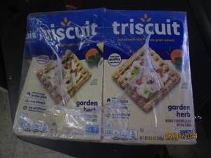 lot 124 image: 68.5 oz boxes of triscuts best buy date of june 2024 some box damage