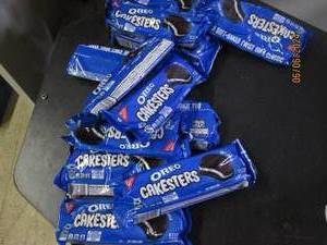 lot 173 image: 123.3oz packages of oreo cakesters best buy date of may 2024