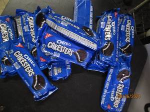 lot 175 image: 123.3oz packages of oreo cakesters best buy date of may 2024
