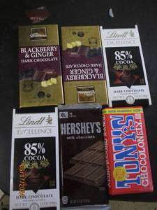 lot 192 image: 6 candy bars...