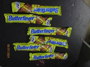 lot 212 image: 63.7 oz butterfingers