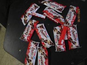 lot 215 image: lot of kinder bueno candy bars past best buy date