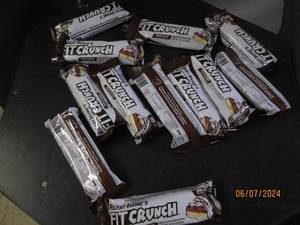 lot 219 image: 12 robert irvines fit crucnh bars best buy date of 42025 3.10oz per bar