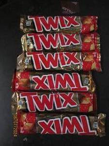 lot 228 image: 6 twix candy bars 3.02 oz per bar besst buy date of 42024