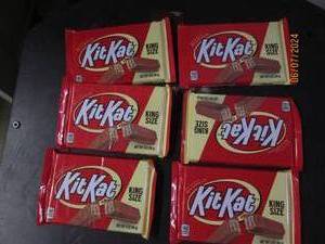 lot 233 image: 6 king size kit kat bars best buy date of 112023