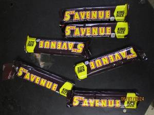 lot 247 image: 6 king size 5th ave candy bars best buy date of 62024