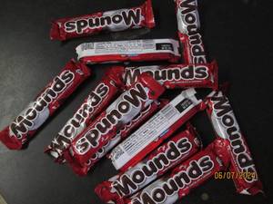 lot 268 image: 12 mounds bar best buy date of 3.2024