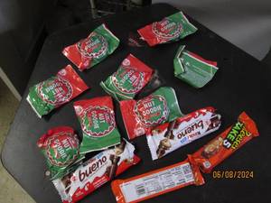 lot 277 image: lot of 12 candy bars varity past best buy date