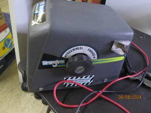 lot 301 image: strong arm TW4000 12 volt winch with plug works as it should