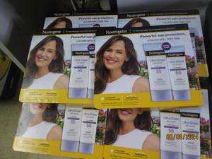 lot 322 image: 6packages of 2 neutrogena ultra sheer dry touch sunsceen 55 spf