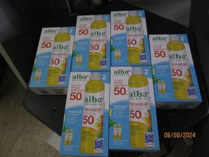 lot 332 image: 6 packages of 2 alba hawaiian sunscren spf 50