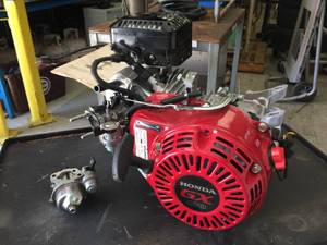 lot 26 image: Honda GX120 Gas Engine - Project