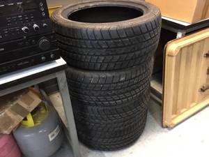 lot 36 image: Set of 4 Dunlop 24545ZR18 SP Sport 8000 Tires