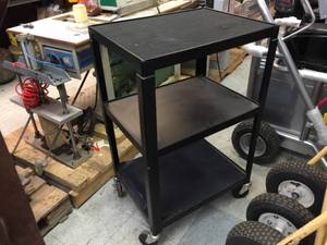 lot 42 image: Metal Rolling Cart