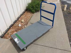 lot 43 image: Nice Little Giant Rolling Warehouse Cart