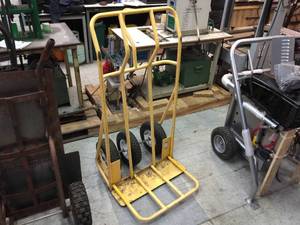 lot 49 image: Extra-Wide 3 Wheel Hand Truck