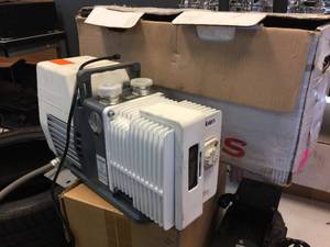lot 81 image: Adixen Pascal 2005SD Vacuum Pump - Used