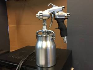 lot 92 image: EARLEX HVLP Airless Paint Spray Gun - Like New