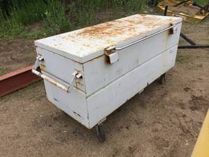 lot 7 image: Rolling Job Box