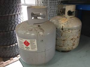 lot 137 image: 2 Empty #20 Propane Cylinders
