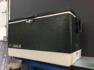lot 143 image: Coleman Steel Belted 80 Cooler