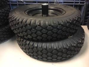 lot 170 image: Pair 4.804.00-8 Utility Wheels - Like New