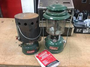 lot 179 image: Vintage Coleman Stove - Lantern