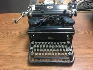 lot 213 image: Antique Royal Typewriter