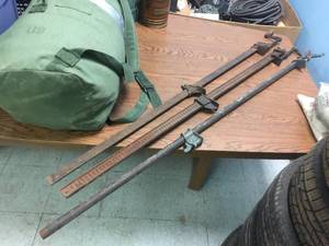 lot 217 image: 3 PipeBar Clamps 48