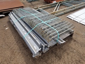 lot 9 image: 24 x 6ft Pallet Racking - LYON