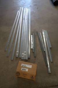 lot 36 image: NEW BOX OF METAL X7  SHINGLES WITH CRIMP