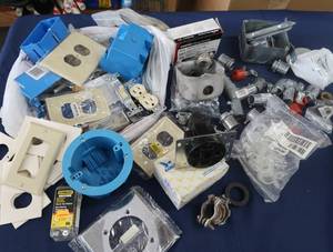lot 85 image: CONDUIT ELECTRICAL FITTINGS   OTHER ELECTRICAL ITEMS