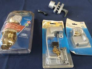 lot 93 image: NEW IN BOX SCHLAGE KEYD ENTRY DOOR KNOBS PLUS MORE
