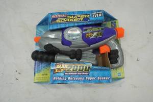 lot 5 image: New Kids Toy Super Soaker