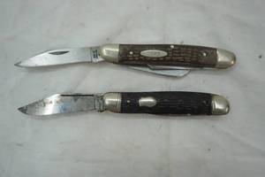lot 12 image: Two Pocket Knives