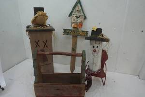 lot 20 image: Outdoor Decor